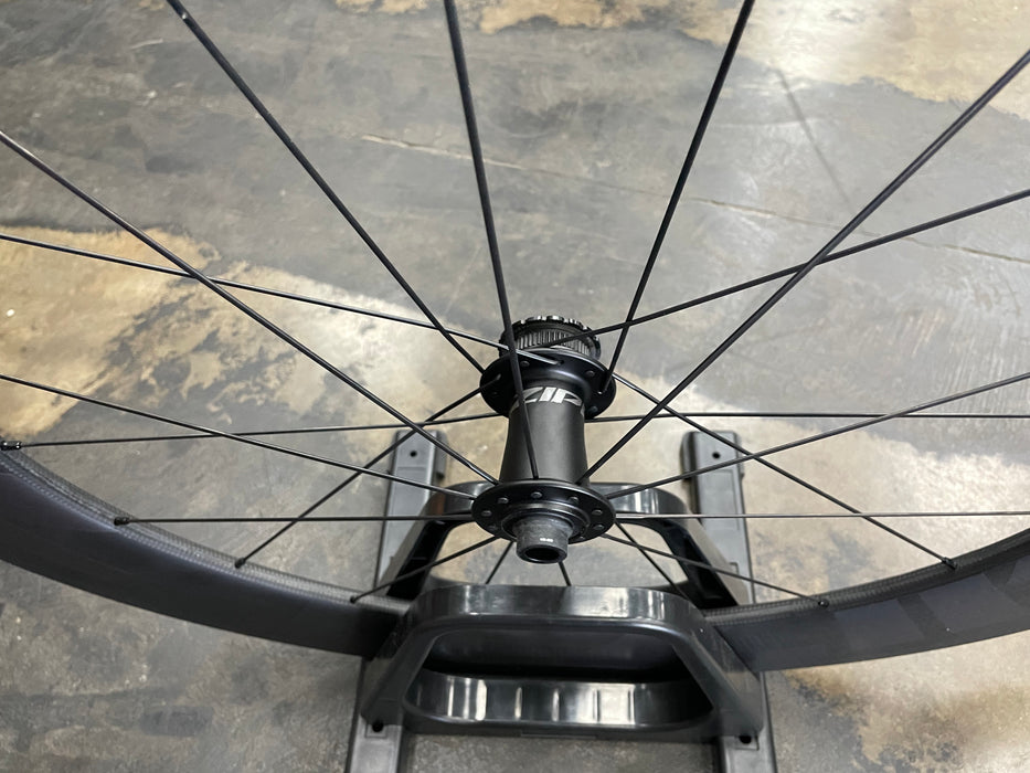 Zipp 808 Firecrest Carbon Tubeless Disc Wheelset