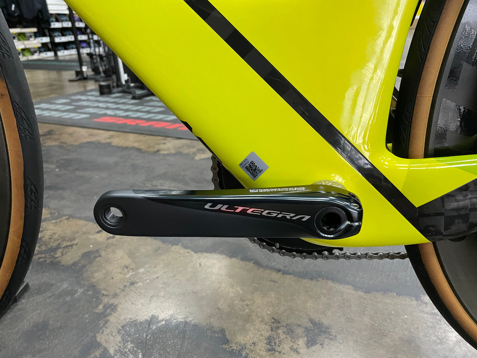 Felt IA Advanced Shimano Ultegra Di2 11 Speed - Chartreuse Geo 2023