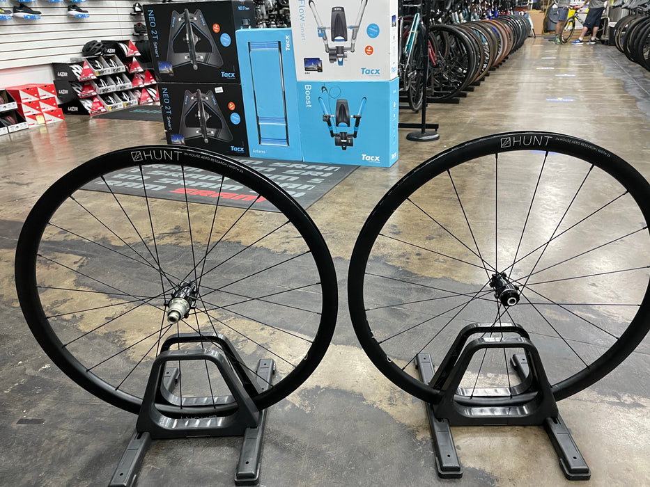 HUNT 34 Aero Wide Disc Wheelset