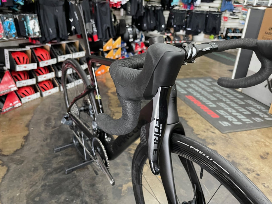 Pinarello Dogma F Disc SRAM Force eTap AXS - Fulcrum Speed 40 Lite - 2024