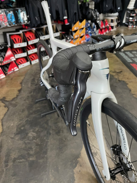 Pinarello Dogma F12 Disc Shimano Ultegra Di2 11 Speed - Sideral Grey 2021 DEMO