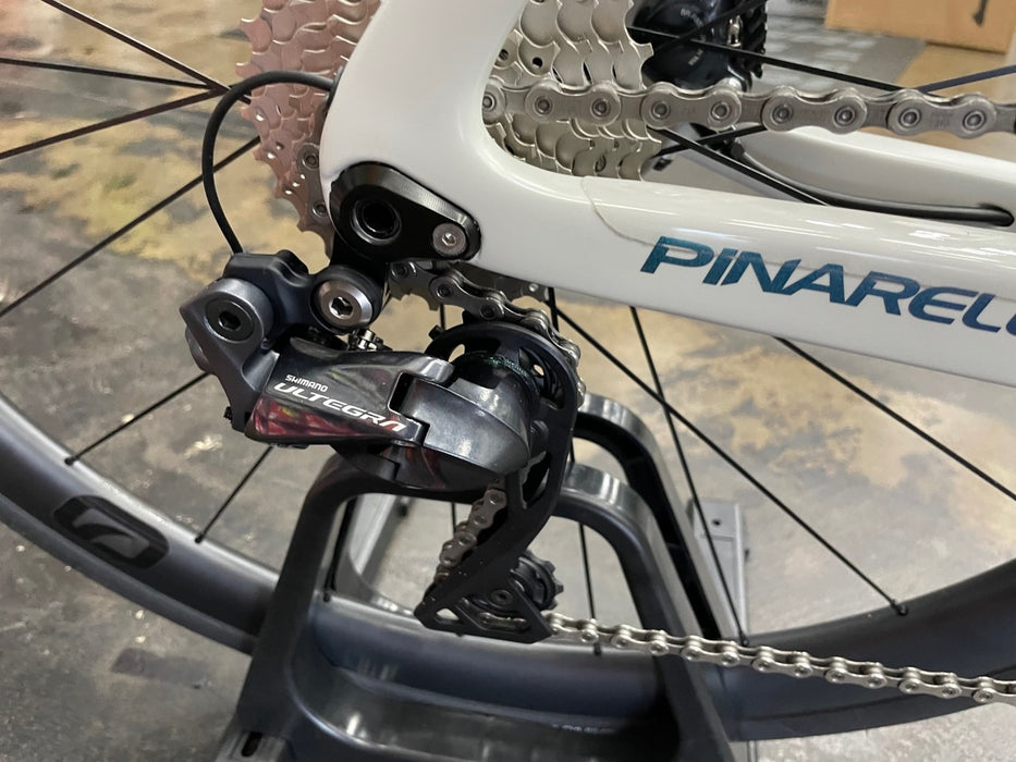 Pinarello Dogma F12 Disc Shimano Ultegra Di2 11 Speed - Sideral Grey 2021 DEMO