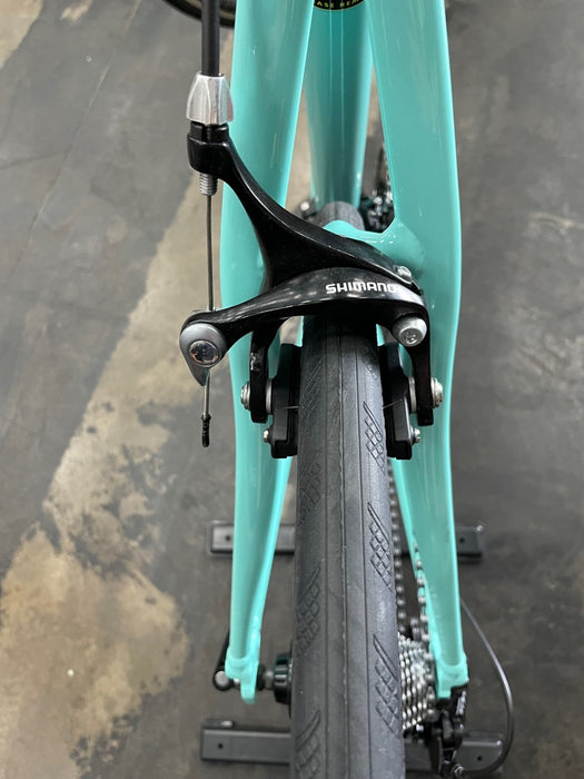 Bianchi Via Nirone 7 Shimano 105 11 Speed - Celeste 2023