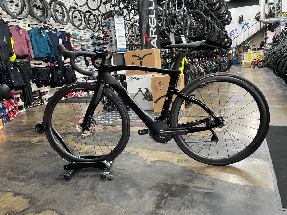 Pinarello Dogma F Disc Shimano Ultegra Di2 12 Speed - Most Ultrafast 40 - 2024