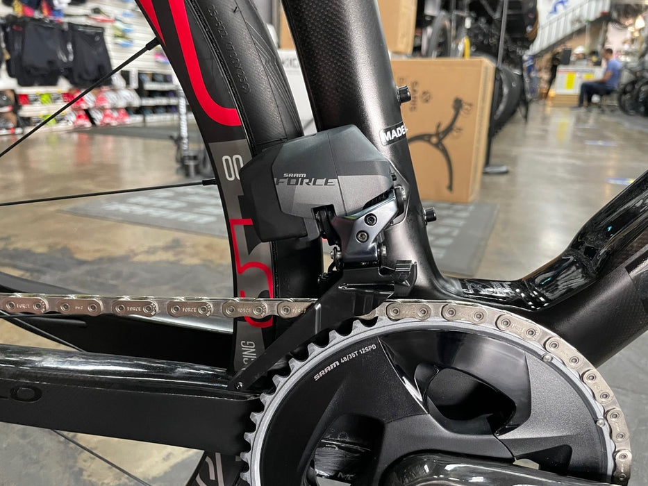 Pinarello Dogma F12 Disc SRAM Force eTap AXS - Fulcrum Racing 5